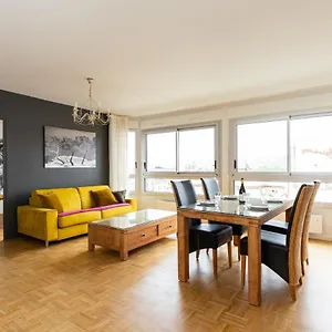 dify-duguesclin-quai-du-rhone.hotels-rhonealpes.com/