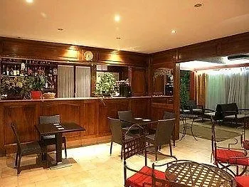 Logis Hotel & Restaurant L'Etape Bouc Bel Air - Gardanne Bouc-Bel-Air