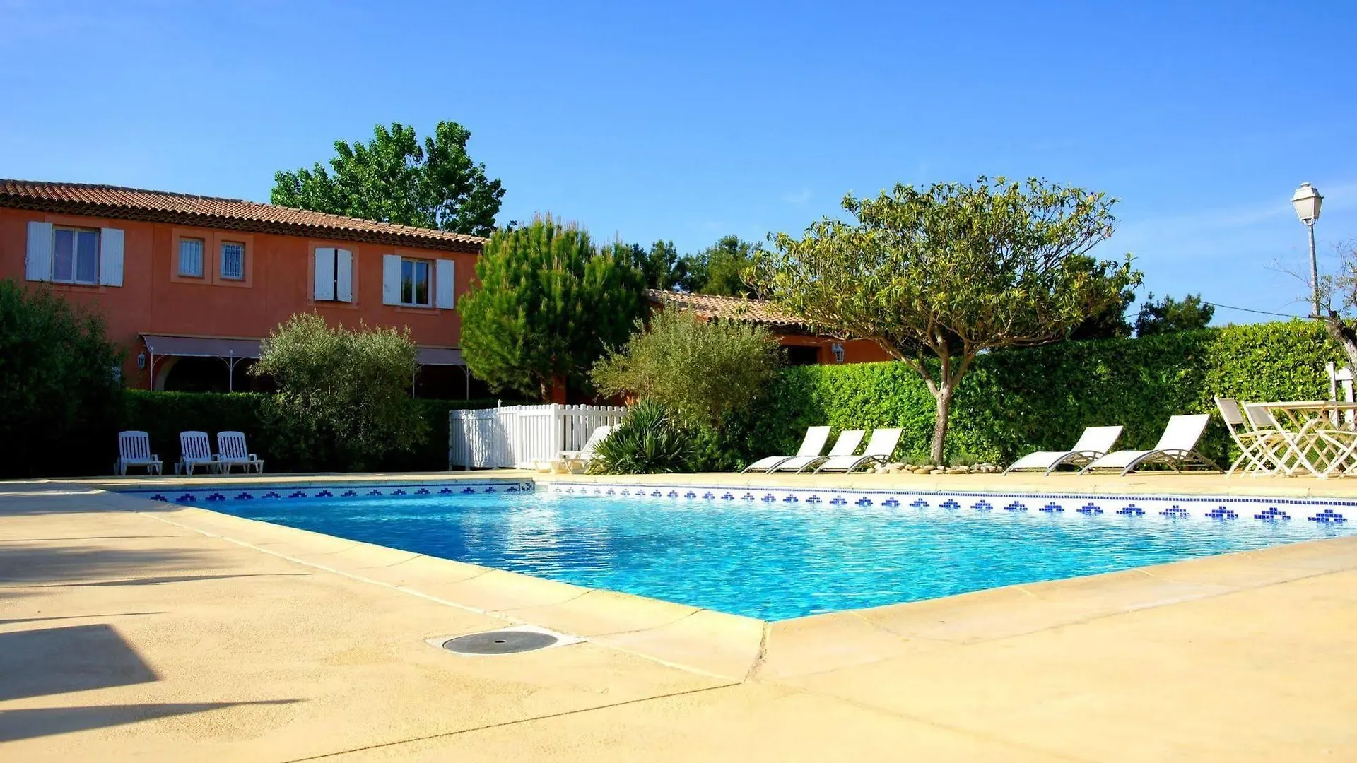Logis Hotel & Restaurant L'Etape Bouc Bel Air - Gardanne