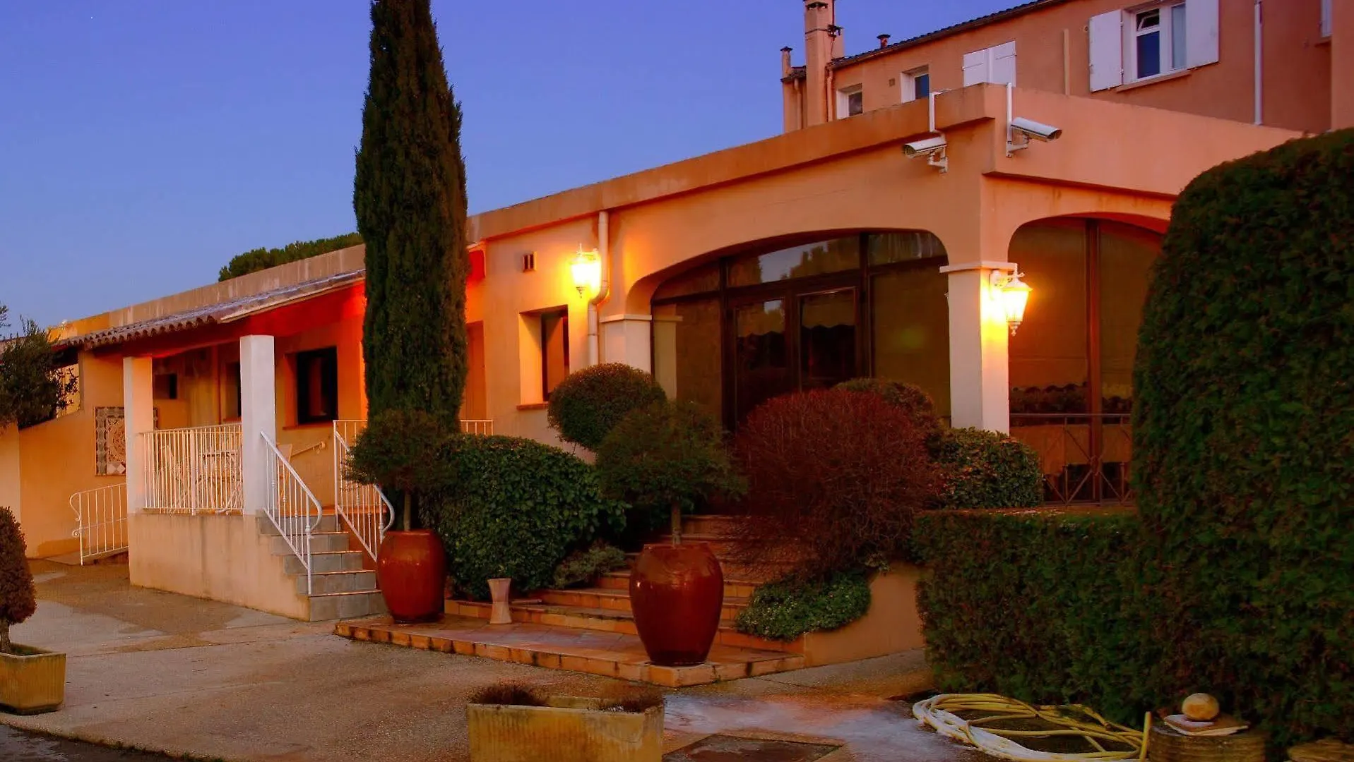 Logis Hotel & Restaurant L'Etape Bouc Bel Air - Gardanne